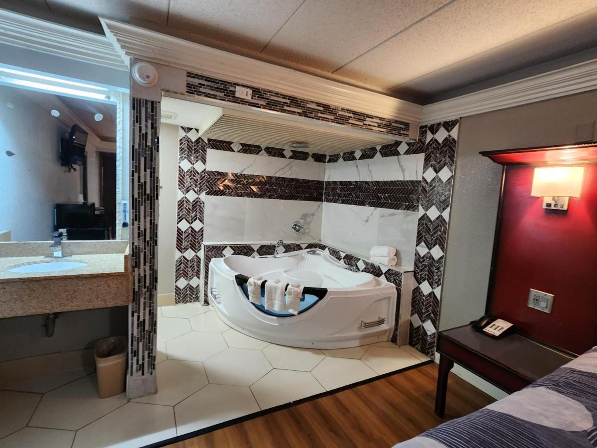 Americas Best Value Inn And Suites ליטל רוק מראה חיצוני תמונה