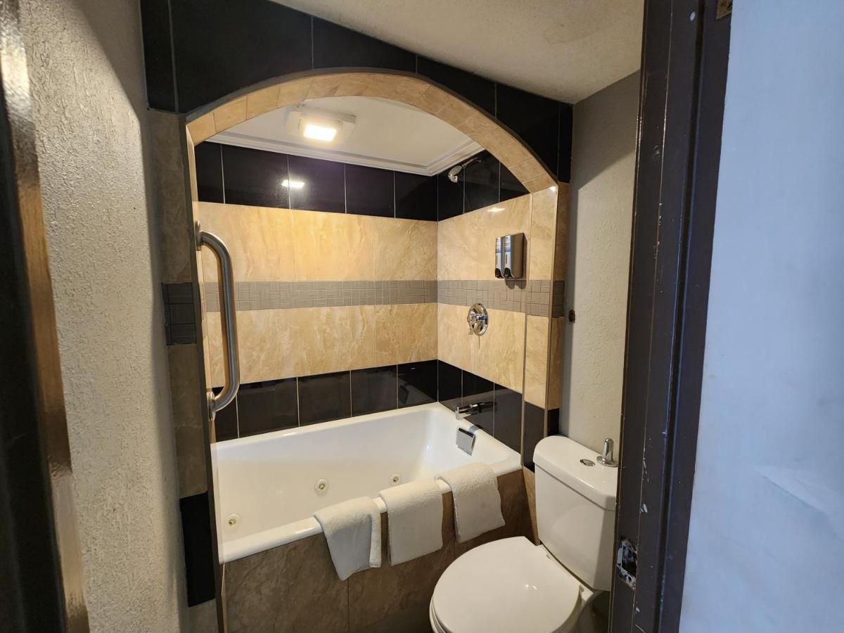 Americas Best Value Inn And Suites ליטל רוק מראה חיצוני תמונה